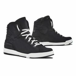 Best Pirce 🥰 Motorcycle Forma Swift Dry 👟 Shoes Black White 💯